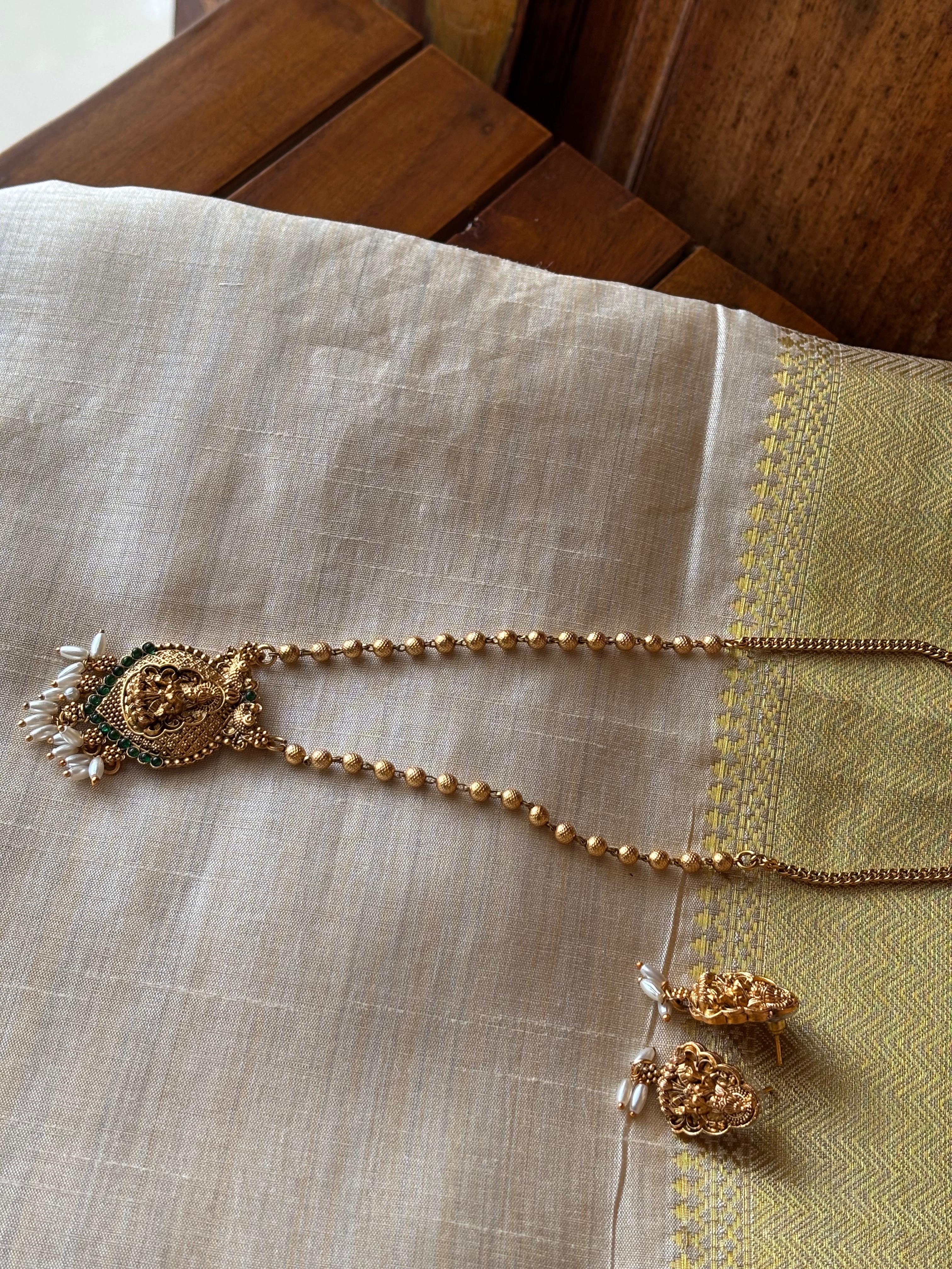 Vaidehi Lakshmi Pendant Set