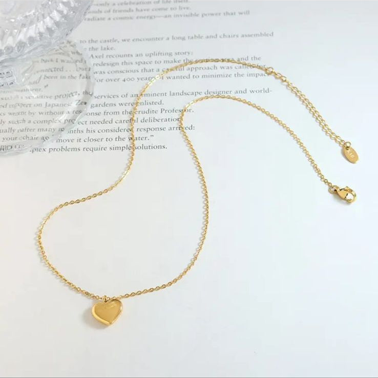 Amour Heart Pendant Necklace