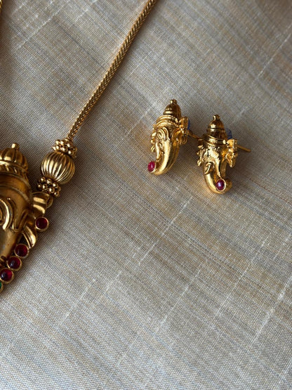 Vighnaharta Necklace and Earpiece Set