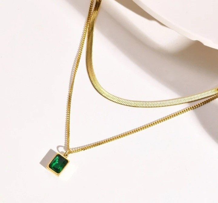 Emerald Muse Layered